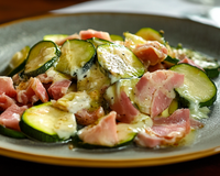 Courgettes à la crème fraiche et au jambon