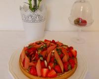 Tarte fraise rhubarbe amande de C. Heitlzer
