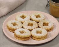 Une recette toute simple qui ressemble aux lunettes à la confiture de notre enfance.