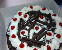 Forêt noire fruitée et parfumée