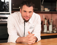 Norbert Tarayre explique pourquoi il met son pain au frigo (et ça change tout à la conservation)