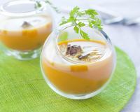 Un excellent velouté pour de potiron et de dés d'agneau. Une recette proposée par le Chef Paul Blouet.