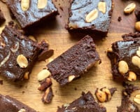 Brownie chocolat, cacahuètes et beurre de cacahuète