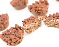 Bouchées craquantes au praliné et au riz soufflé