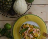 Salade d'ananas et mangue aux crevettes