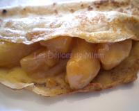 Je vous propose donc des crêpes gourmandes aux pommes.Ma recette est pour 6 crêpes aux pommes mais je ne vais pas faire une pâte à crêpes…