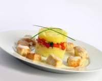 Petits dés de dinde à la crème d'ail avec son écrasé de pommes de terre