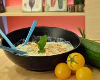 Une sauce ultra légère et délicieuse avec des bâtonnets de légumes !