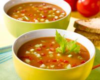 Des tomates juteuses, du concombre pour la fraîcheur, du poivron et un assaisonnement pour relever le tout , le vrai Gaspacho comme en Espagne !