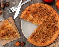 Cette tarte est ma préférée, sa croûte croustillante en spéculoos et sa garniture de pommes est un délicieux dessert à…
