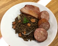 Lentilles façon petit salé à la saucisse de Morteau