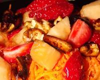Une salade salée mais pleine de fruits et de vitamines