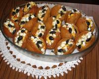 Petits beignets salés fourrés aux légumes