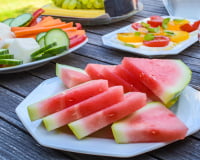Oubliez la pastèque : ces 3 aliments sous-cotés sont de véritables bombes d'eau pour affronter la canicule