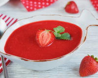 Gaspacho de pastèque et fraises