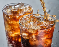 “Ça m'a demandé du temps” : ce chef a trouvé la recette pour faire son propre cola maison presque comme le vrai !