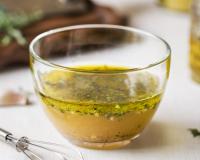 Pourquoi acheter de la vinaigrette toute prête n’est pas une bonne idée ?