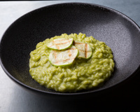 Risotto aux courgettes ultra-crémeux : la recette à tester absolument pour se régaler au mois d’août