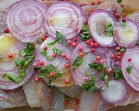 Papillote de Lieu à l'estragon & aux baies roses