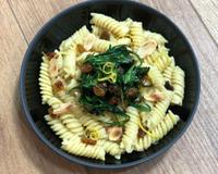Les italiens sont très forts pour préparer des plats de pâtes simples mais tellement savoureux.
