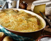 Gratin à la Tomme de Savoie assaisonné de noix de muscade