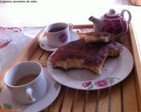 Un incontournable des treize desserts en Provence, elle symbolise le Christ et selon la tradition se rompt à la main, comme au dernier repas.