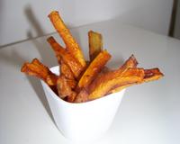 Pour changer de la pomme de terre, des frites de carottes au four avec quelques épices.