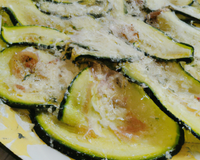 Carpaccio de courgettes au parmesan