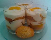 Tiramisu version abricots noix de coco.