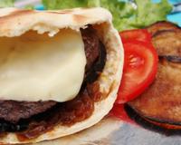 Pour bien démarrer la rentrée, avec un petit arrière goût de vacances à l'intérieur ... Je vous propose un Bollywood Burger, tout simple et spicy, et qui va vous faire…