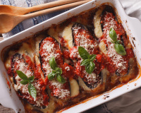 Transformez vos aubergines alla parmigiana en une délicieuse tarte grâce à la pâte filo !