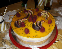 Bavarois coloré framboises et fruits de la passion