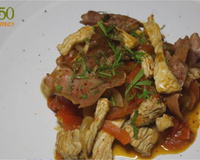 Wok de dinde façon basquaise