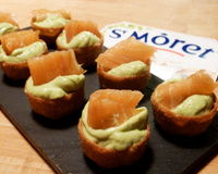Croustades avocat saumon
