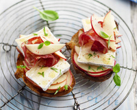 Tartine pommes, coppa et Caprice des Dieux