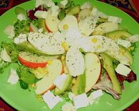 Une salade sucrée salée, pour un repas complet.
