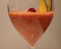 La Mangue et le lait de coco pour voyager, la framboise pour équilibrer par son goût acidulé.