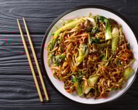 “Facile à préparer, à une condition…” Julie Andrieu livre sa recette de pad thaï pour un repas sain et gourmand