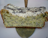 Gâteau de courgettes à la brousse et graines de pavot