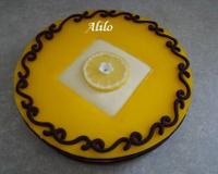 Entremet mousse au citron et gélifié de lemon curd sur palmiers, miroir au citronLa mousse est peu citronnée, légère ... contrairement…