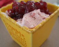 Un dessert parfait pour les fêtes de fin d'année aromatisé au(x) fruit(s) de votre choix.Désolée sur ma recette, les quantités sont en cl