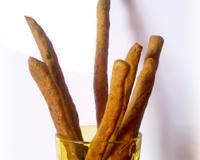 Essai transformé pour cette recette de grissini à la farine de teff, au basilic et au parmesan.