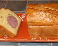 Saucisse de morteau et cake.
