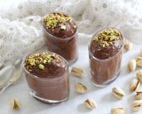 Mousse au chocolat vegan aux pistaches