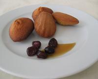 Cette madeleine canadienne peut se déguster avec un bon thé... ou un bon vin chaud !..