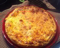 Quiche maison aux cébettes lardons emmental et poivre noir de Sélection