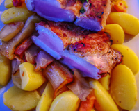 Carré de porc façon Andalouse et pommes de terres mijotées