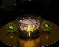 Verrines de pamplemousse au crabe, sauce cocktail