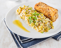 Lentilles corail, riz et quinoa et son saumon pané en croûte de noisettes et agrumes