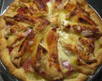 Quiche aux pommes de terre, camenbert et bacon